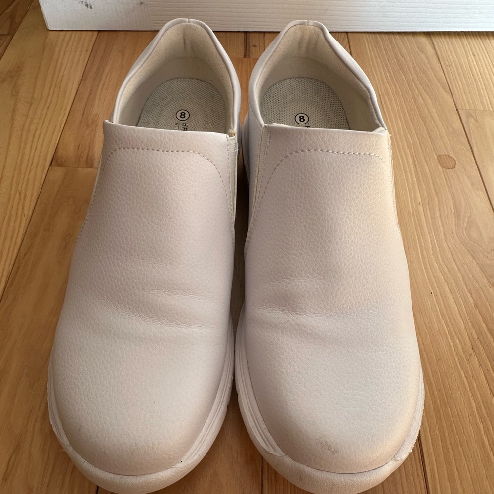 Hawkwell Women's Lightweight Comfort Slip Resistant Nursing Shoes